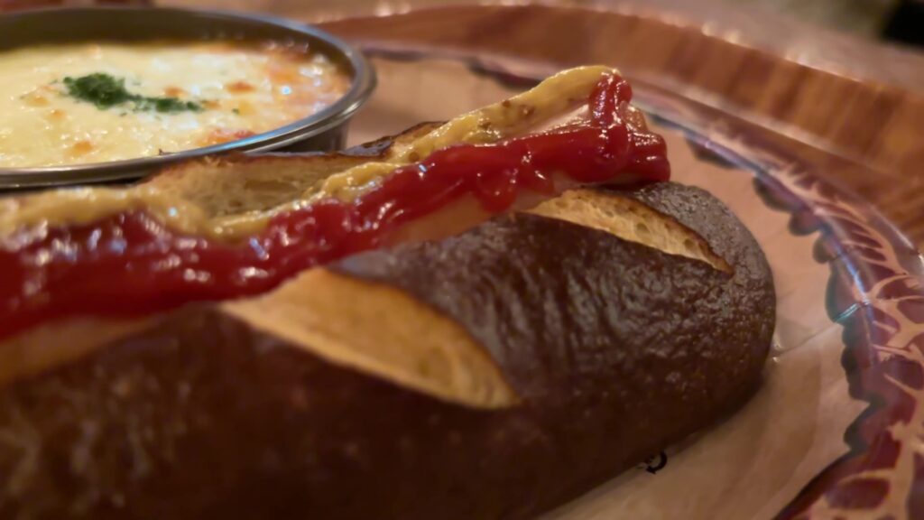 ディズニーランド 夏 ラ・タベルヌ・ド・ガストン 2024