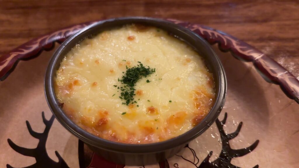 ディズニーランド 夏 ラ・タベルヌ・ド・ガストン 2024