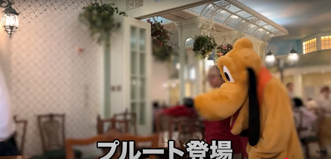 香港ディズニーランドホテル　エンチャンテッド・ガーデン・レストラン　朝食