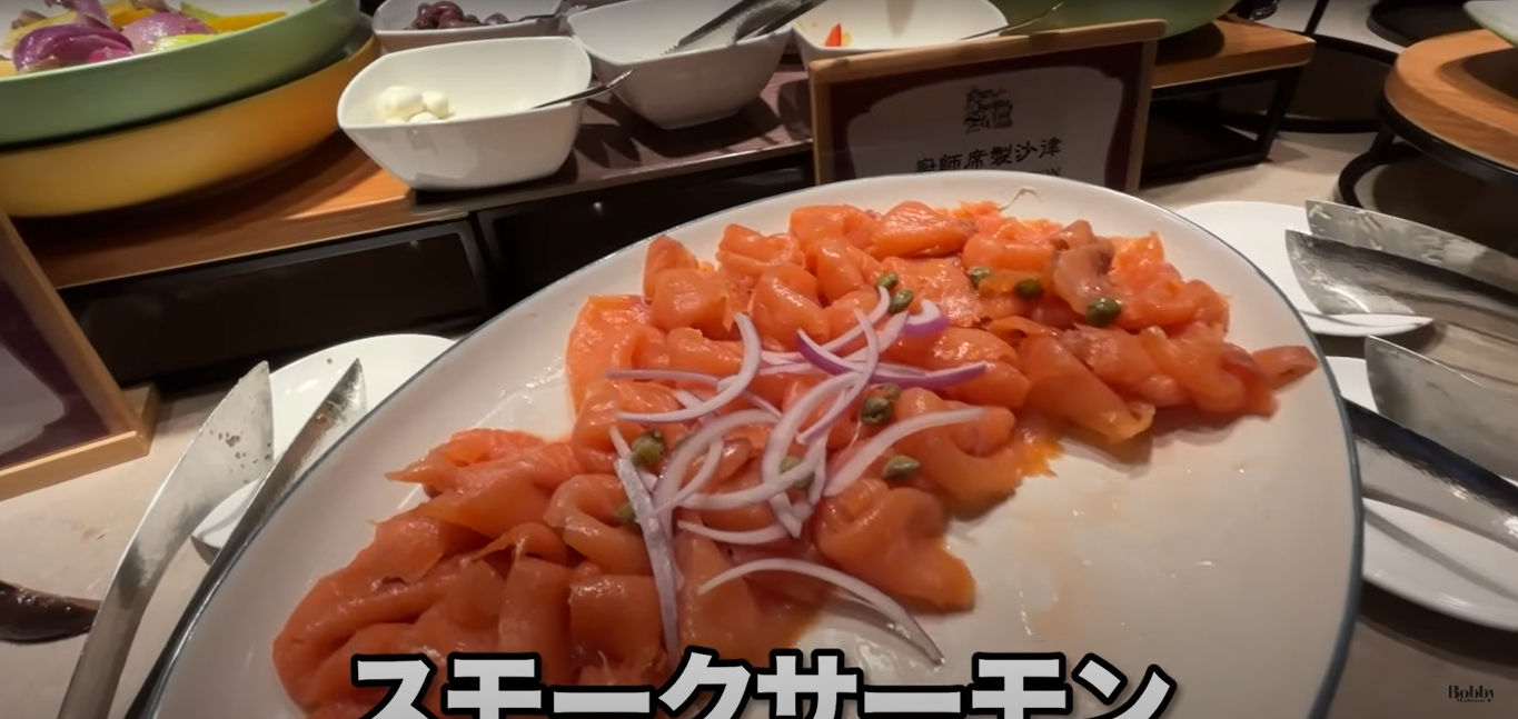 エクスプローラーズ・ロッジ　ドラゴンウィンド　朝食　雲龍軒