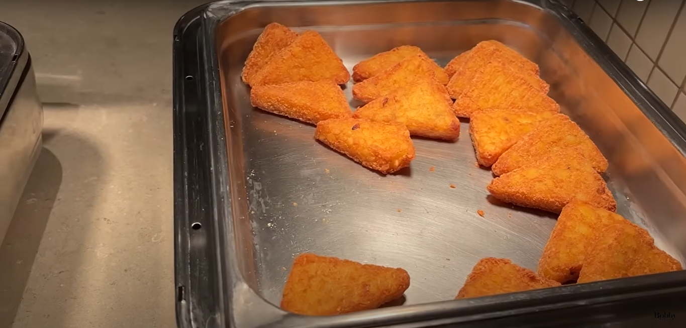 エクスプローラーズ・ロッジ　ドラゴンウィンド　朝食　雲龍軒