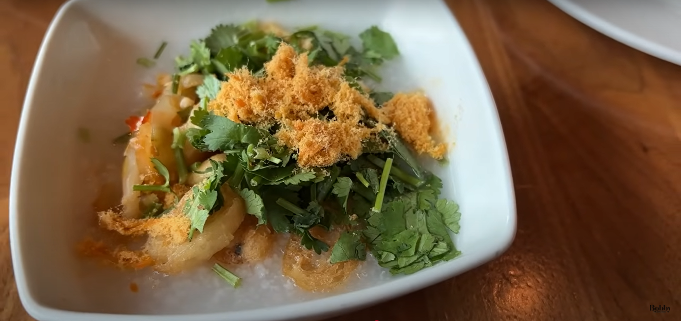 エクスプローラーズ・ロッジ　ドラゴンウィンド　朝食　雲龍軒