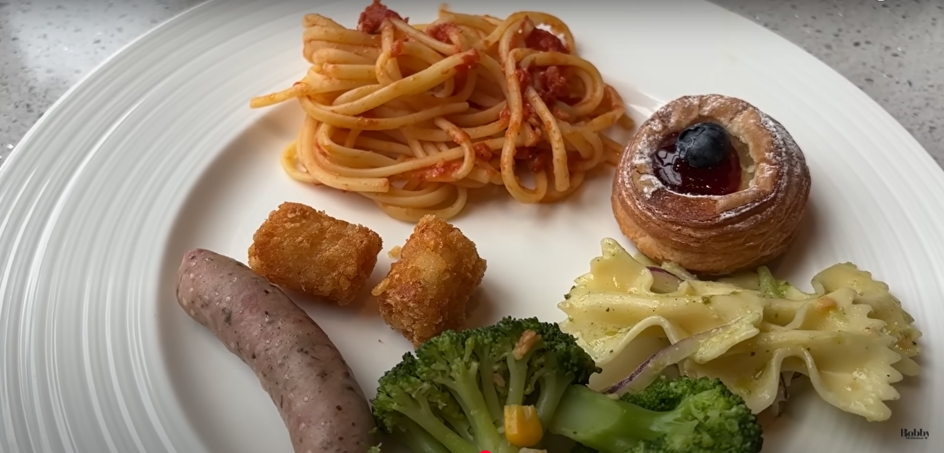 ミラコスタ　オチェーアノ　朝食