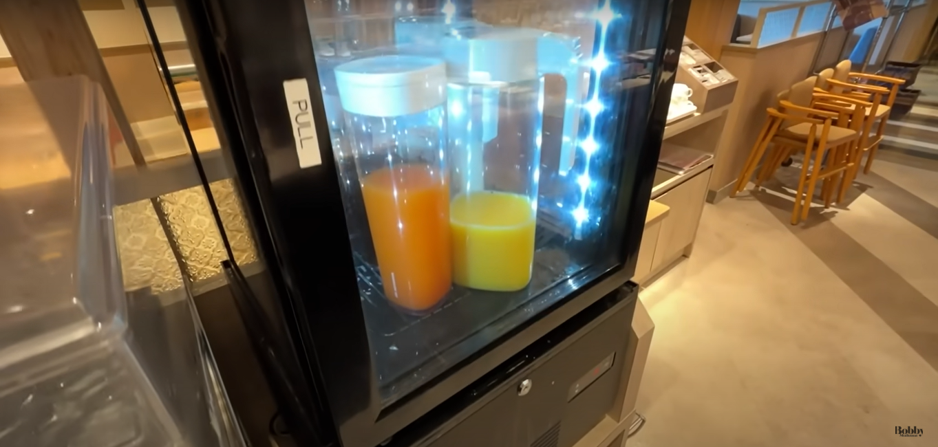 ホテルドリームゲート舞浜アネックス　スーペリアルーム　客室　朝食