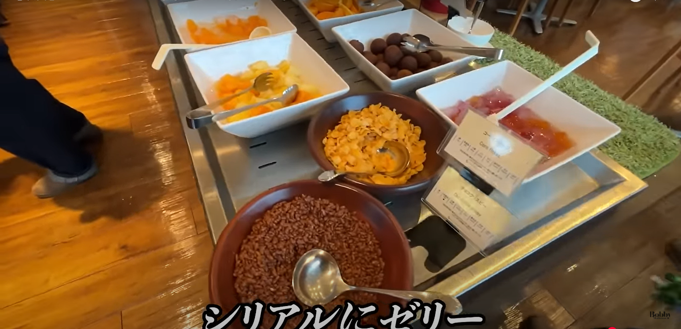 ホテルエミオン東京ベイ 和室 客室 朝食