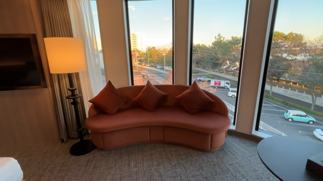 MONday舞浜　客室　コーナースイートルーム