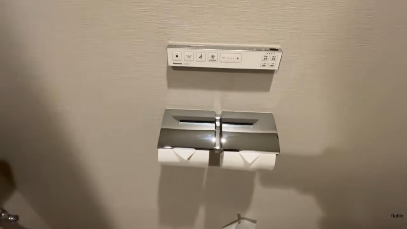 MONday舞浜　客室　コーナースイートルーム