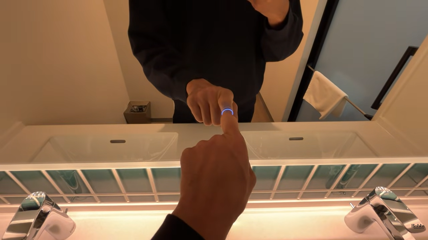 MONday舞浜　客室　コーナースイートルーム