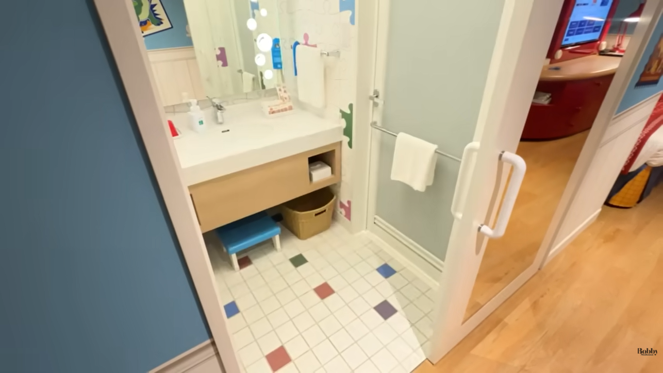 トイ・ストーリーホテル　客室　スタンダードルーム　ベイビュー