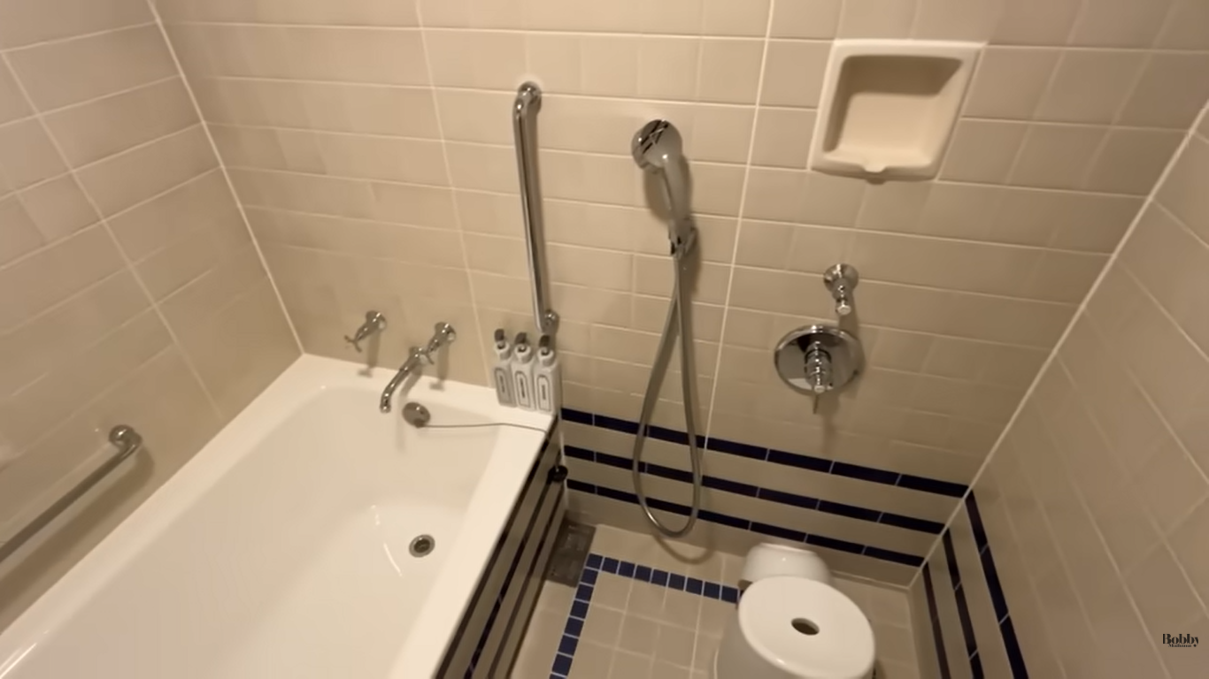 ディズニーアンバサダーホテル　ミッキールーム　魔法使いの弟子　客室