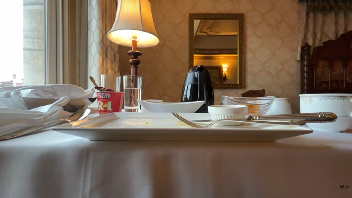 ホテルミラコスタ　ブレックファスト　ルームサービス　朝食