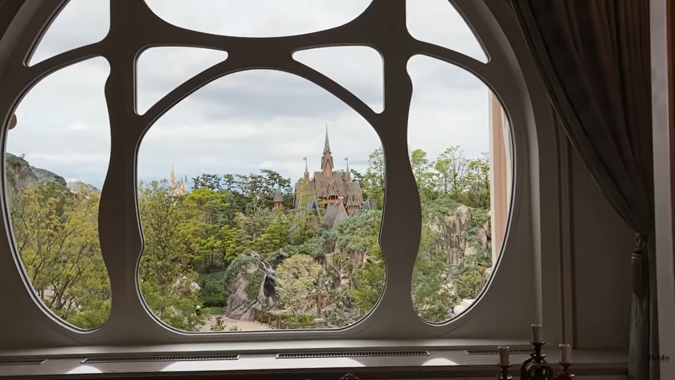 ファンタジースプリングスホテル　グランドシャトー　グランドテラスルーム　客室