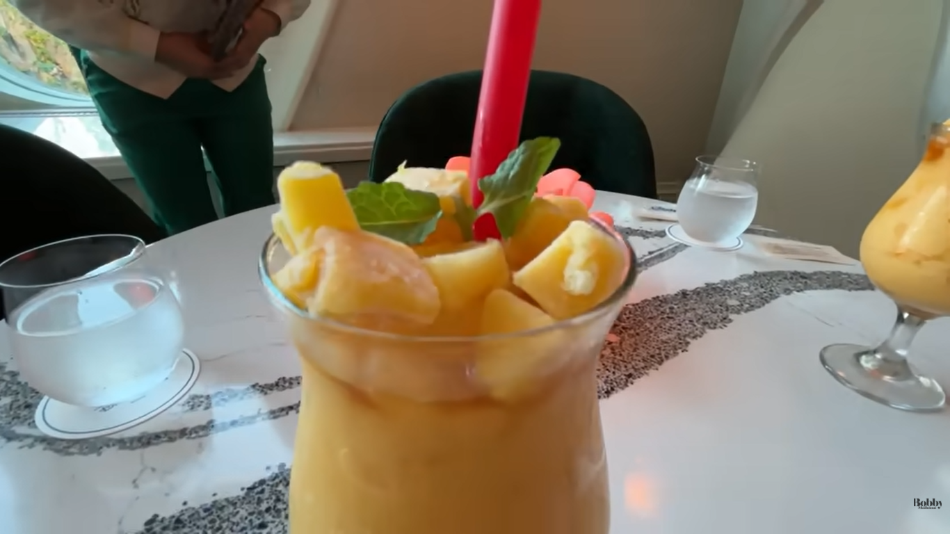 ファンタジースプリングスホテル　グランパラディラウンジ