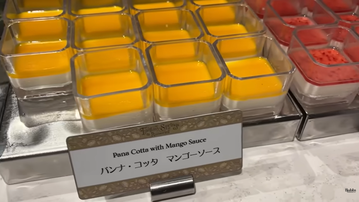 ファンタージースプリングスホテル　グランドシャトー　朝食