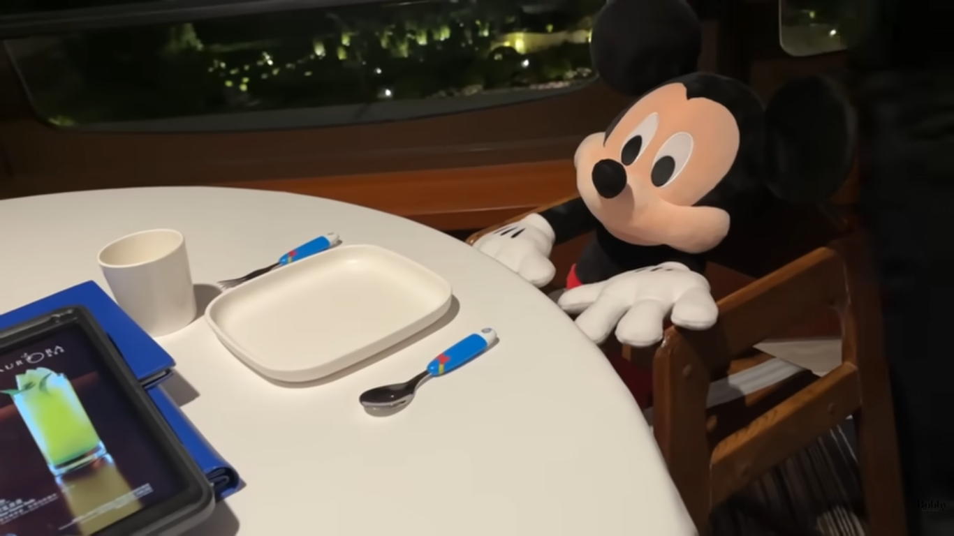 上海ディズニーランドホテル レストラン ディナー 夕食