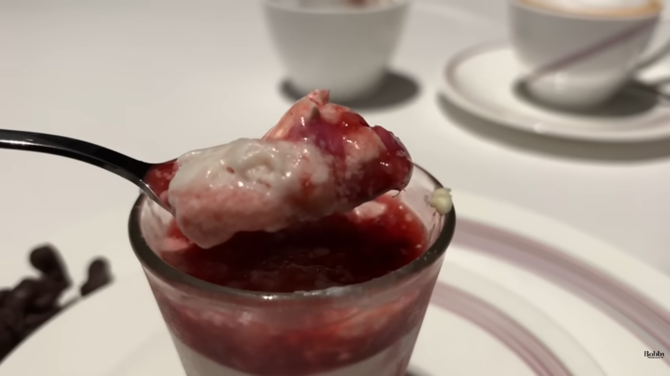 上海ディズニーランドホテル　レストラン　ディナー　夕食