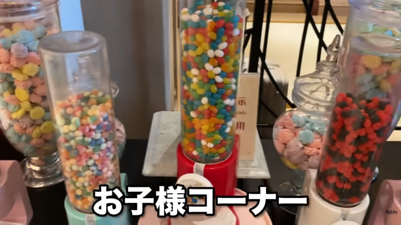 上海ディズニーランドホテル　朝食ブッフェ　キャラクターグリーティング