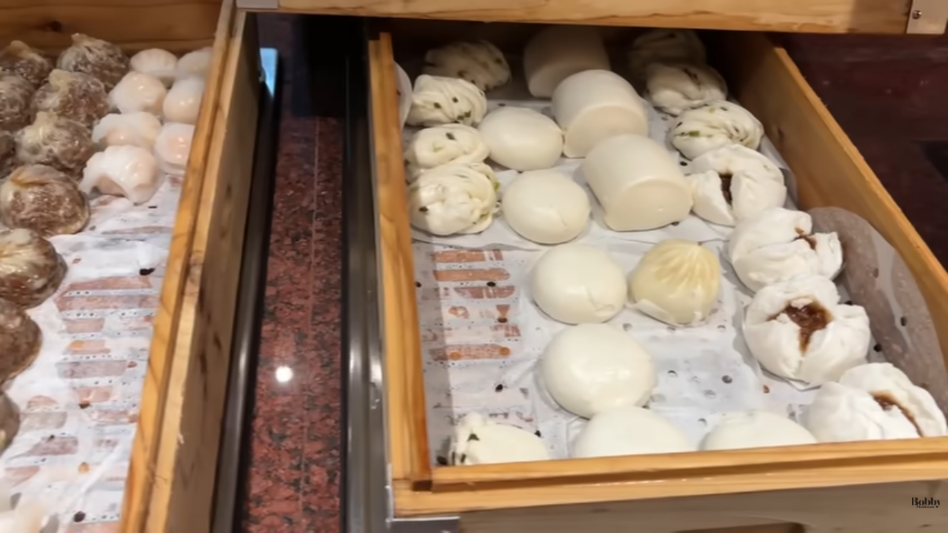 上海ディズニーランドホテル　朝食ブッフェ　キャラクターグリーティング