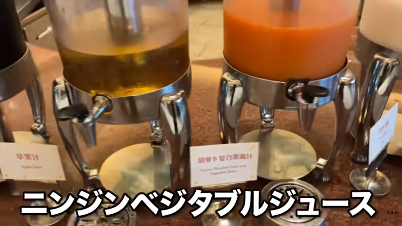 上海ディズニーランドホテル　朝食ブッフェ　キャラクターグリーティング