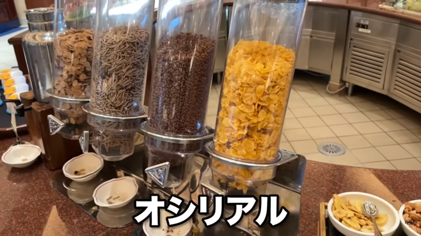 上海ディズニーランドホテル 朝食ブッフェ キャラクターグリーティング