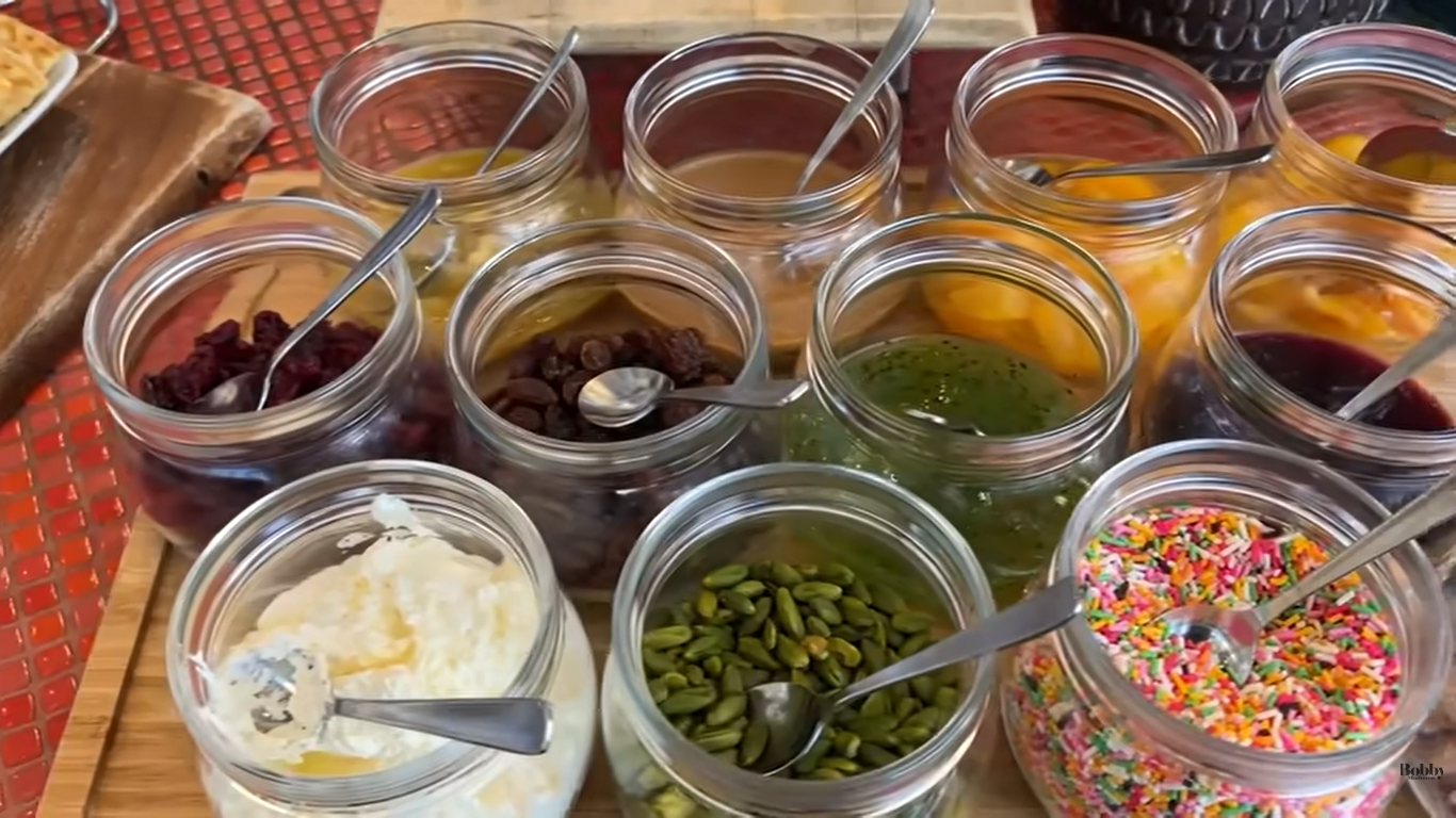 シェラトン・グランデ・トーキョーベイ・ホテル　朝食ブッフェ　グランカフェ