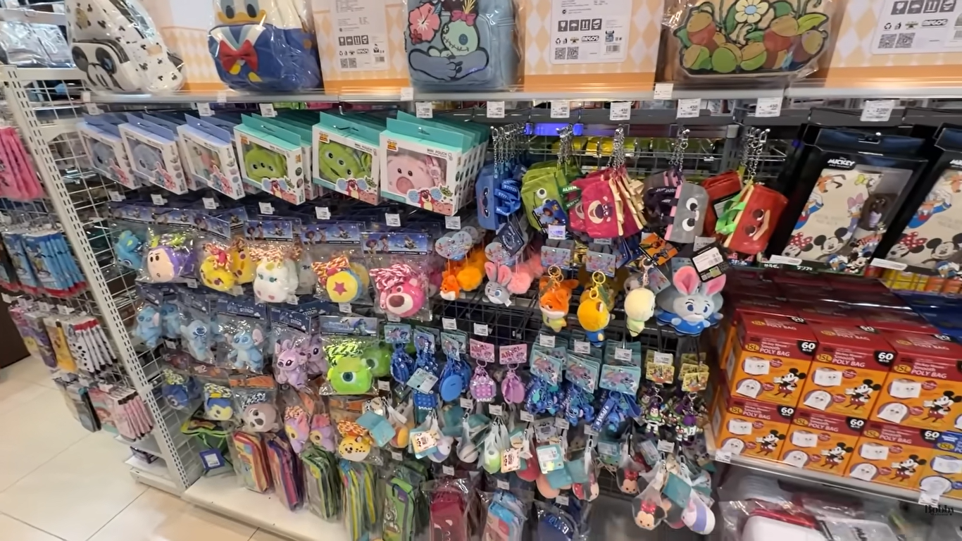 ザ ロイヤルパークホテル舞浜リゾート東京ベイ　客室　スーペリアトリプルルーム　ギリシャブルー