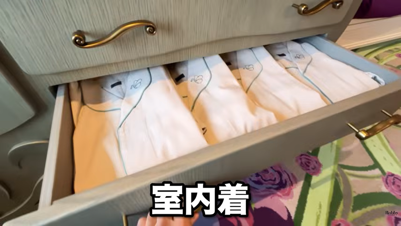 ファンタジースプリングスホテル　ファンタジーシャトー　ベイエリアサイド　スーペリア・アルコーヴルーム　客室