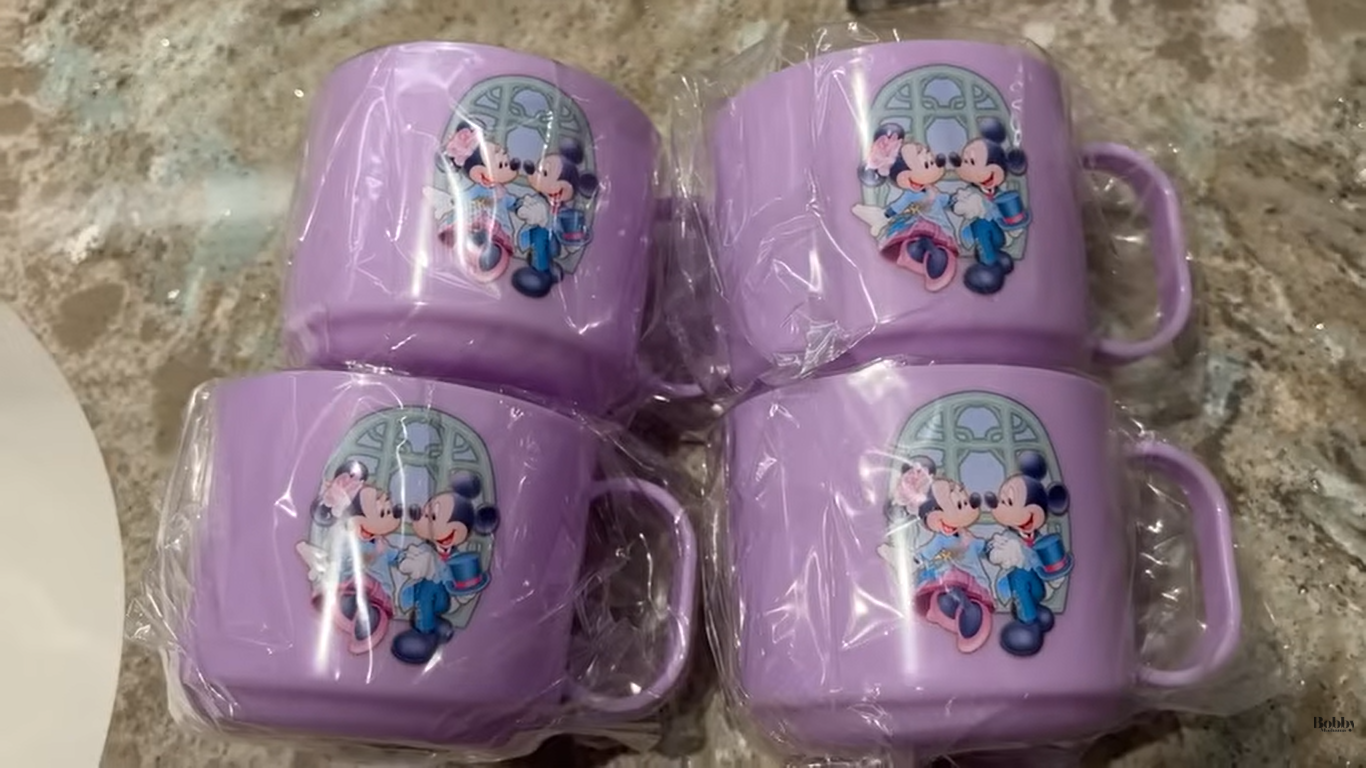 ファンタジースプリングスホテル　ファンタジーシャトー　ベイエリアサイド　スーペリア・アルコーヴルーム　客室