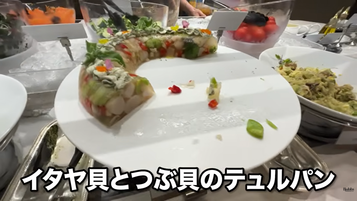 ファンタジースプリングスレストラン　ディナーブッフェ　夕食