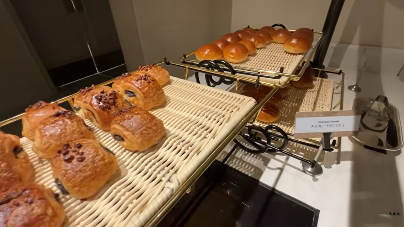 ファンタジースプリングスレストラン　ディナーブッフェ　夕食
