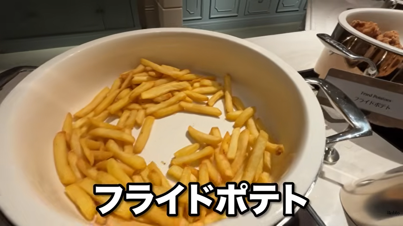 ファンタジースプリングスレストラン　ディナーブッフェ　夕食