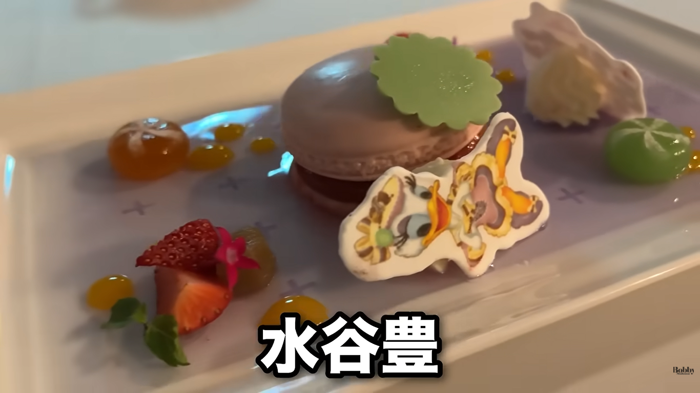 ディズニーランドホテル　ルームサービス　スペシャルディナーセット